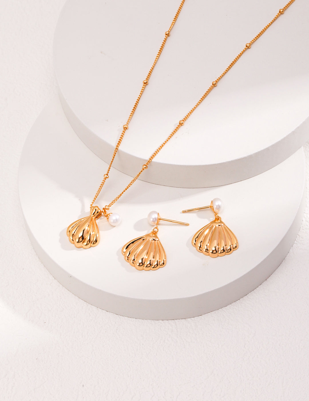 Summer Breeze: Adjustable Pure Silver Shell Pearl Necklace