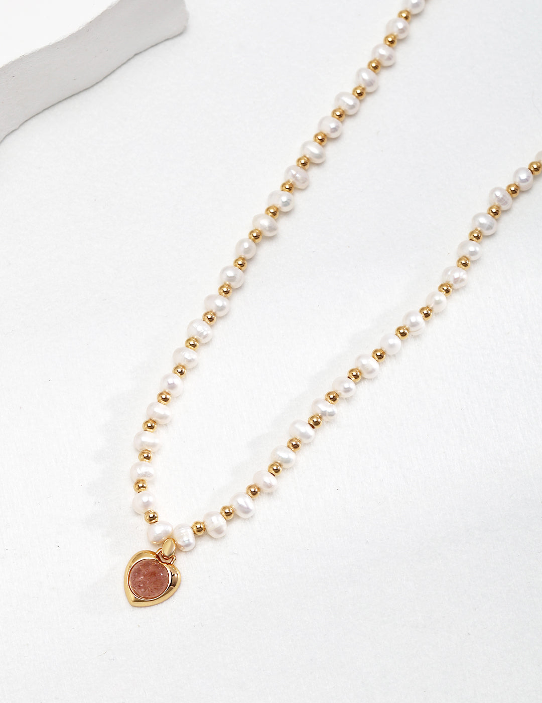 Sweet Fantasy Pearl Necklace with Strawberry Quartz Pendant