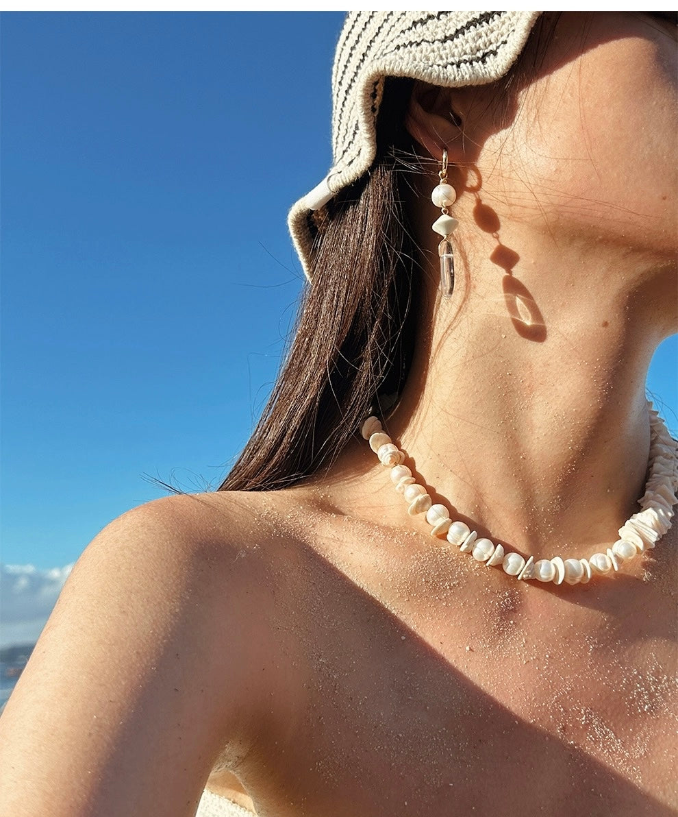 Sunlit Seashells: Pink and White Beach Bliss Necklace