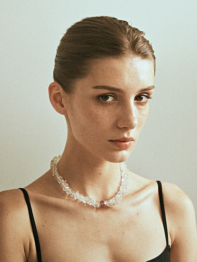 Radiant Majesty: Transparent Crystal and Pearl Necklace