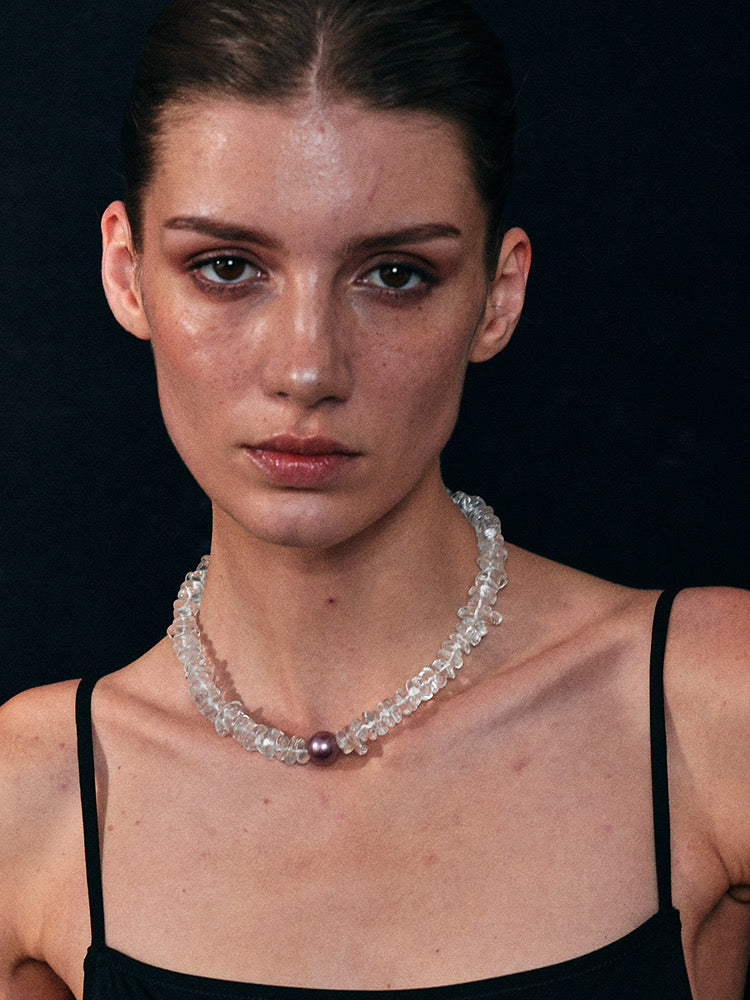 Radiant Majesty: Transparent Crystal and Pearl Necklace