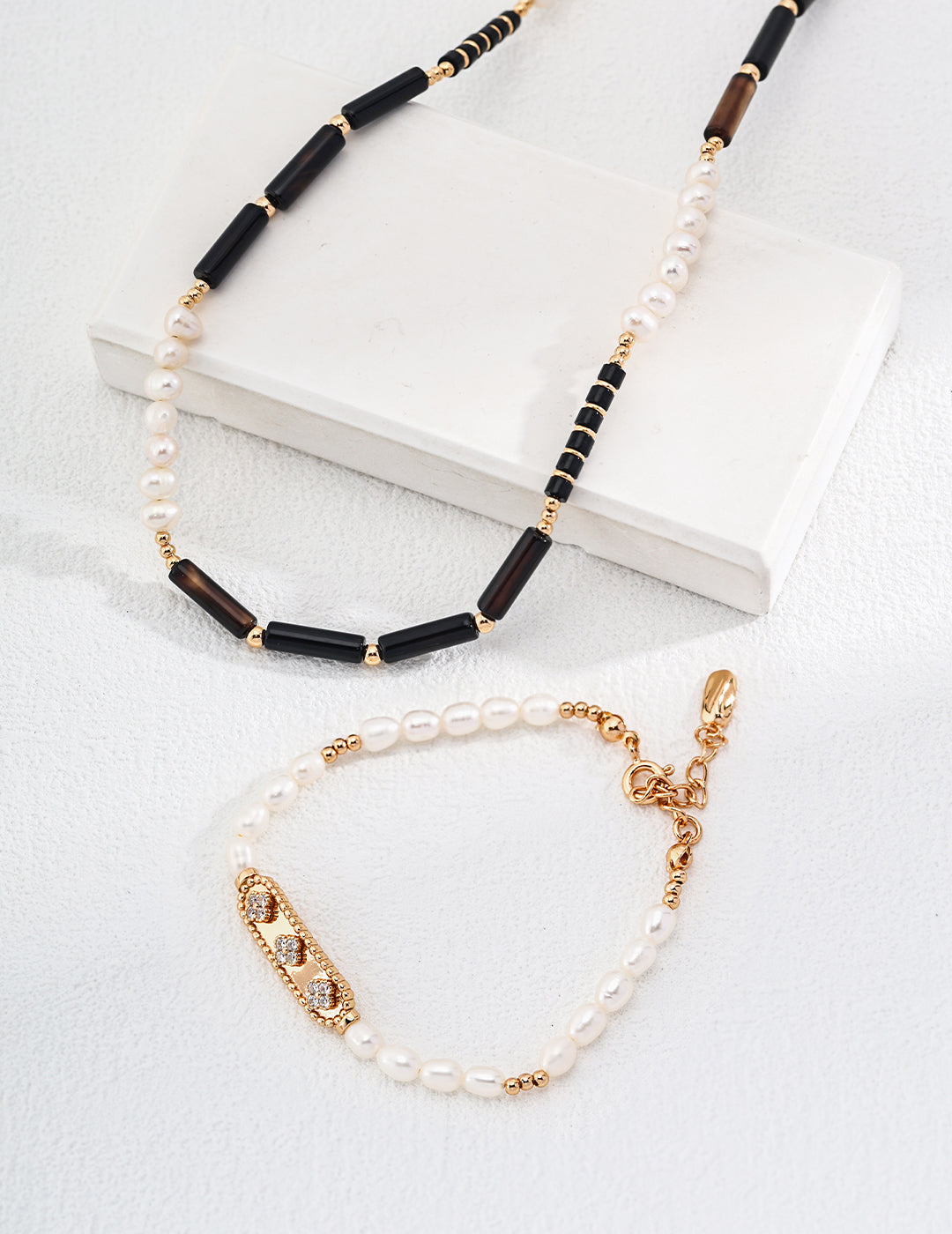 Mystic Noir: Pearl & Onyx Necklace